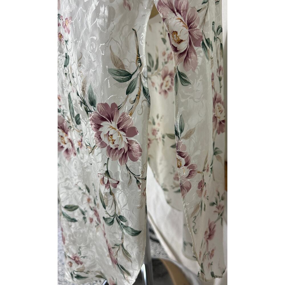 Vintage California Dynasty Medium 100% Polyester Floral Nightgown and Robe Set - Picture 12 of 16